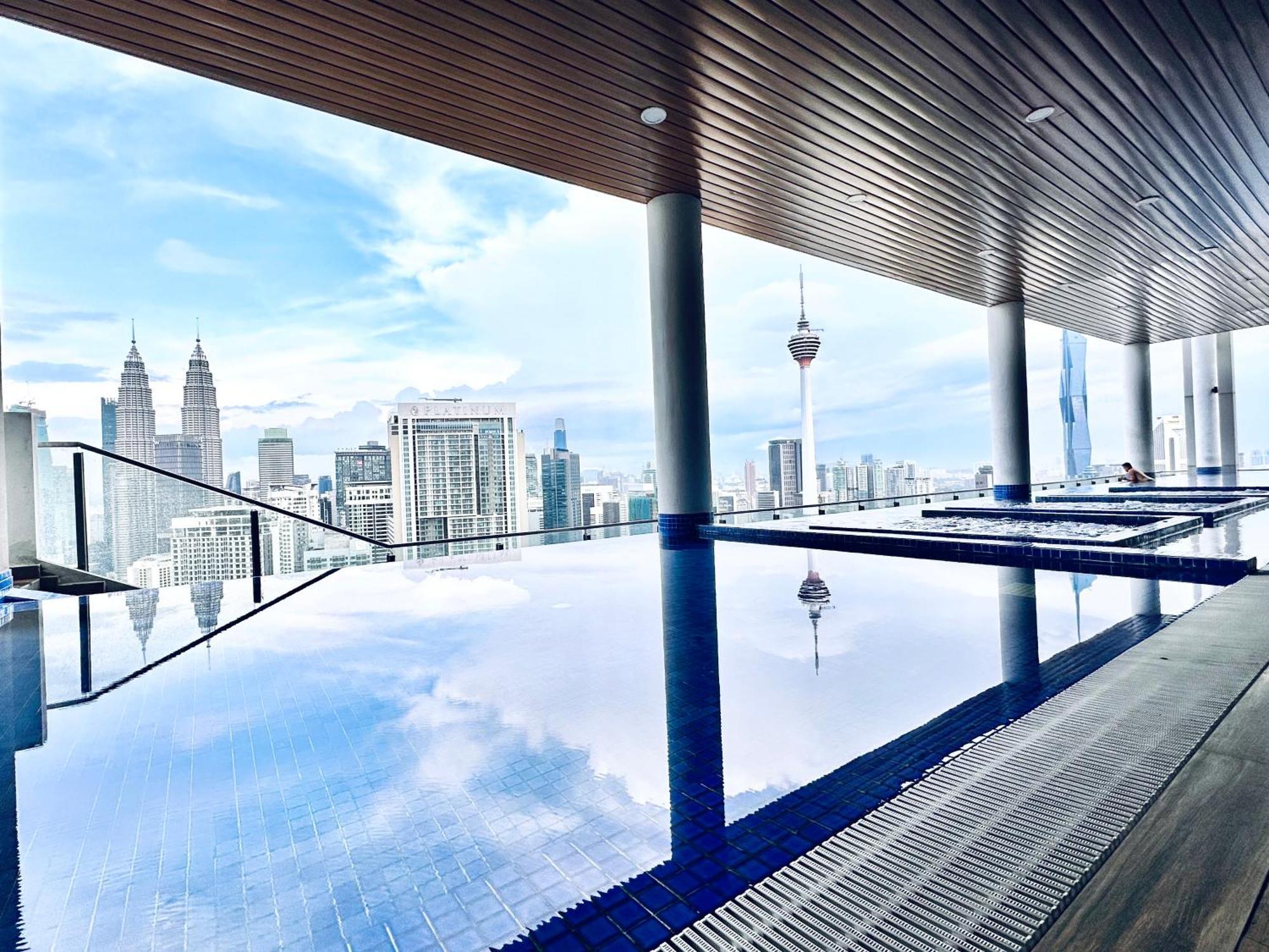 Appartamento The Luxe Colony Klcc By Infinitum Kuala Lumpur Esterno foto