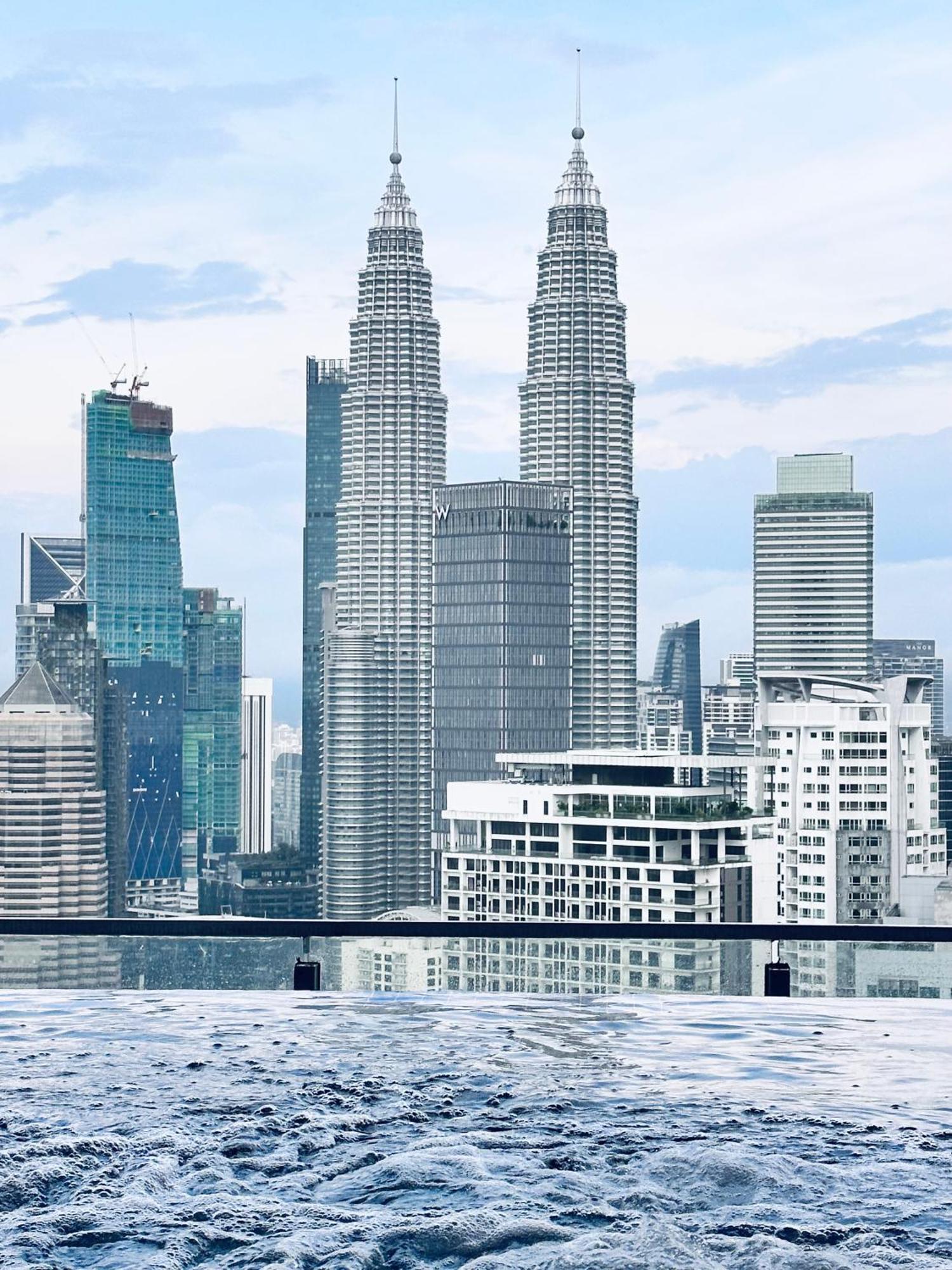 Appartamento The Luxe Colony Klcc By Infinitum Kuala Lumpur Esterno foto