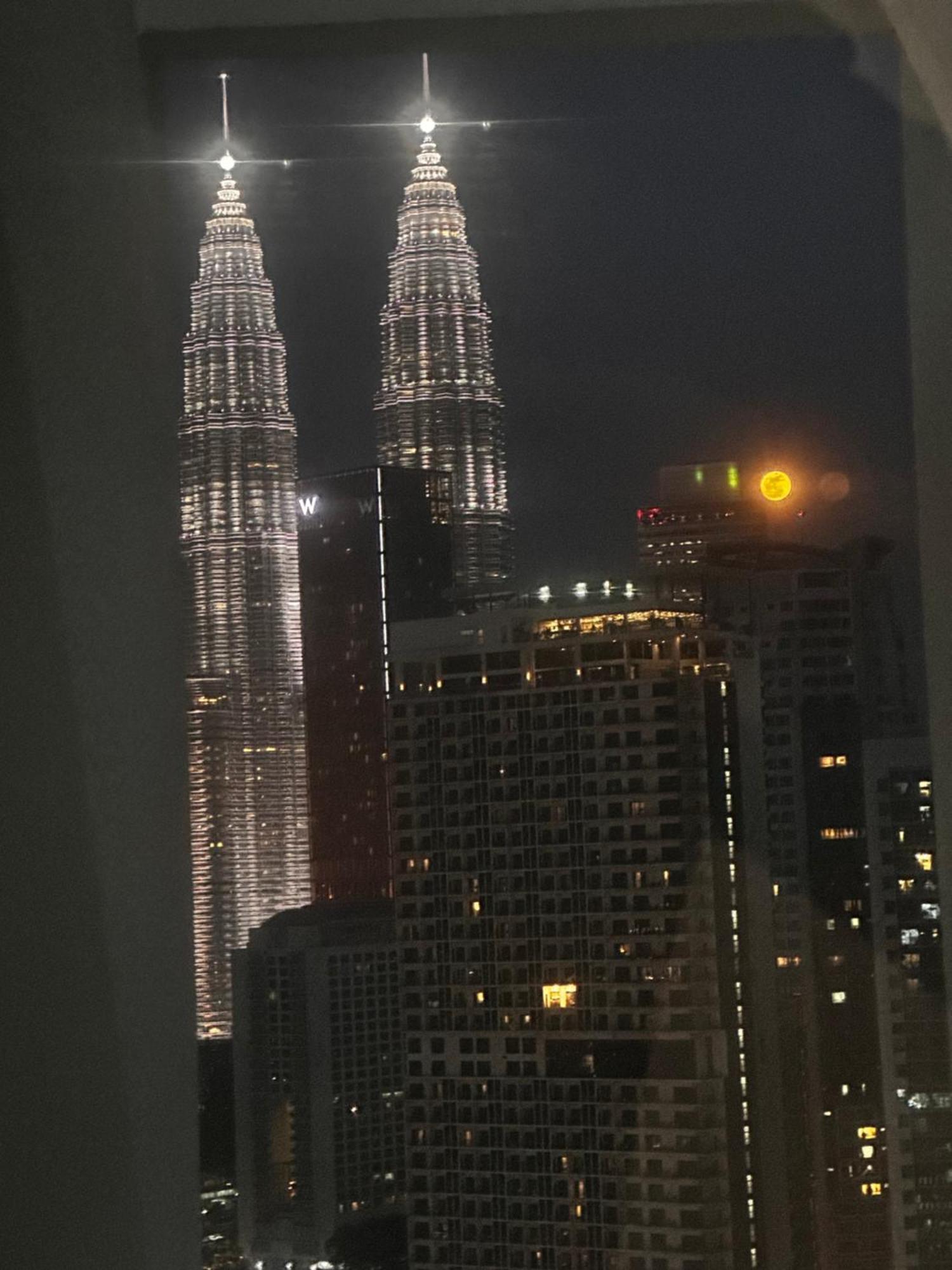 Appartamento The Luxe Colony Klcc By Infinitum Kuala Lumpur Esterno foto