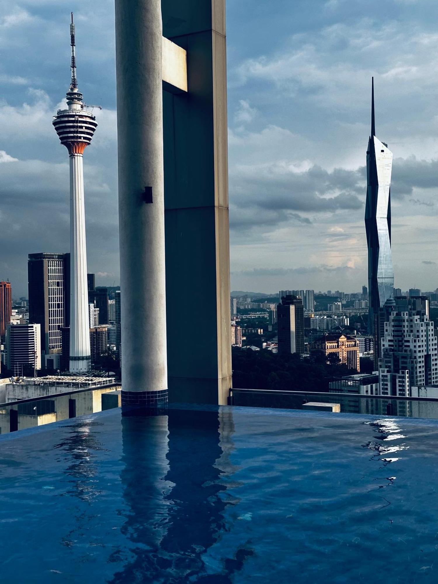 Appartamento The Luxe Colony Klcc By Infinitum Kuala Lumpur Esterno foto